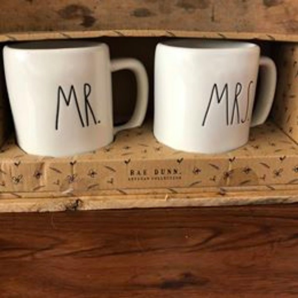 Rae Dunn Mr & Mrs Mugs